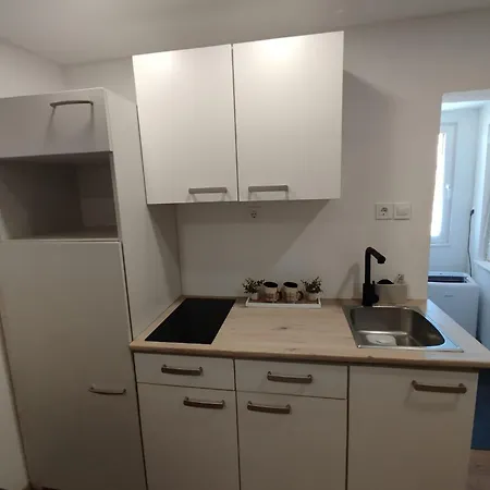 Apartma Izolanita